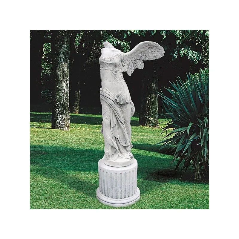 Grandi sculture per il Wing Garden