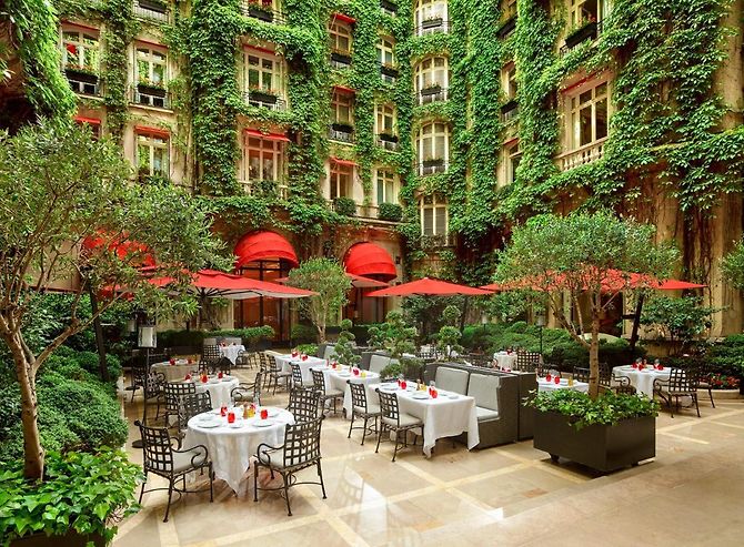 Hotel Di Lusso In Francia Plaza Athenee Esterno