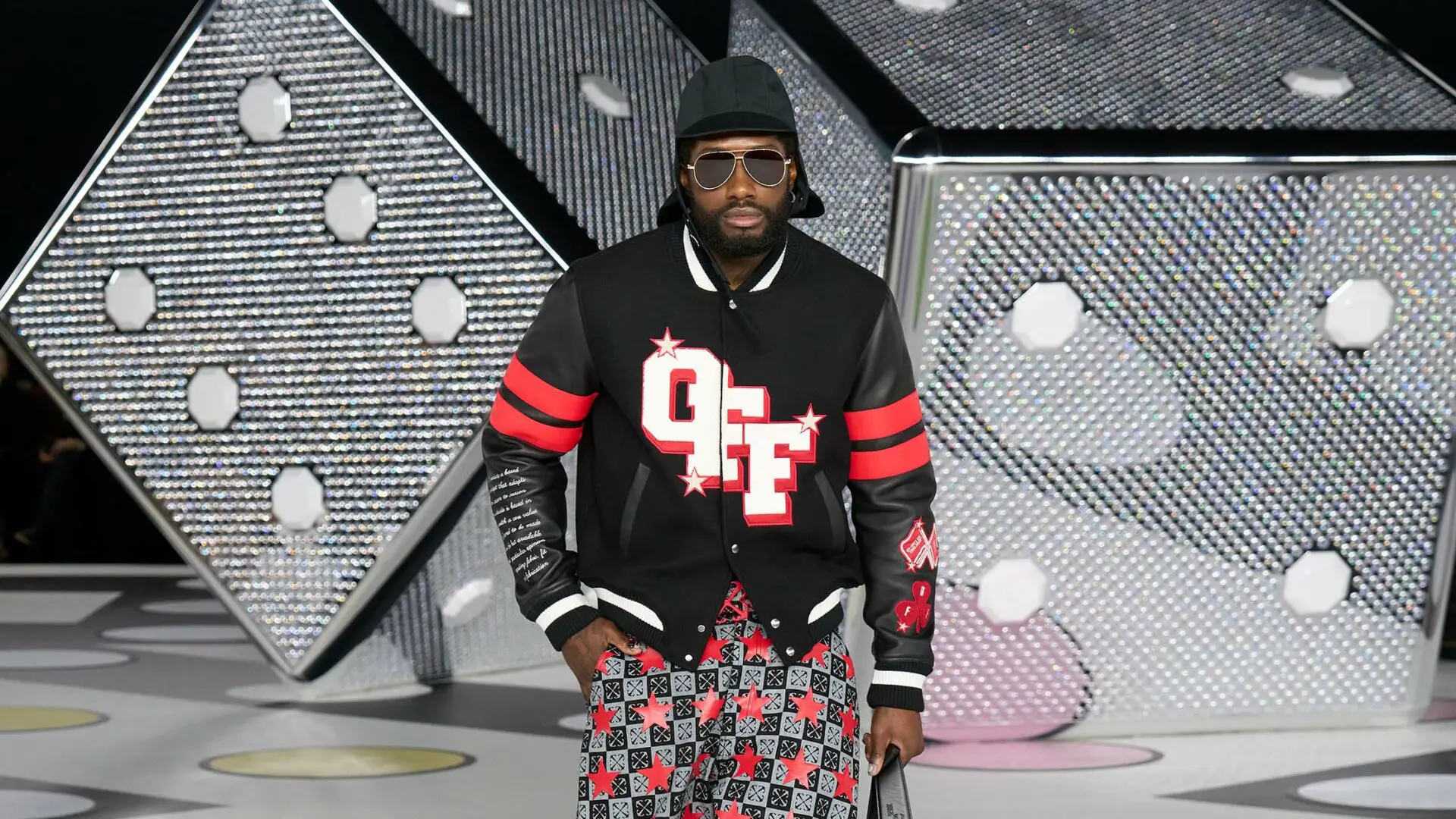 Marchio di abbigliamento di lusso venduto