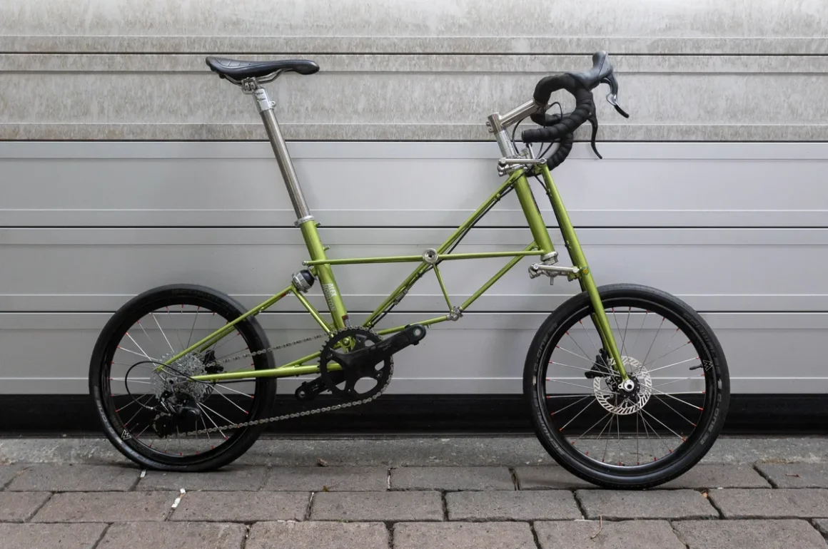 Biciclette Moulton Classe Premium Britannica Nel Mondo Delle Pieghevoli