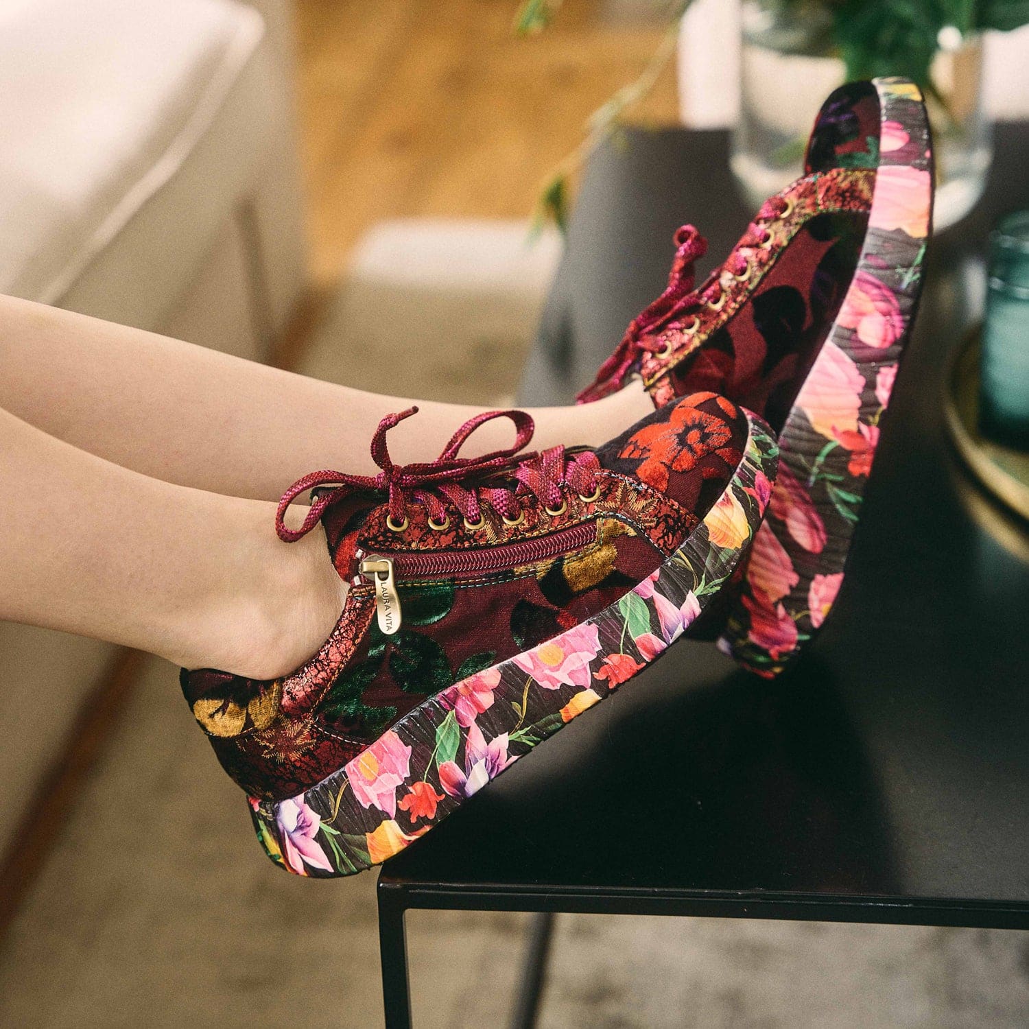 Sneakers unici di Laura Vita