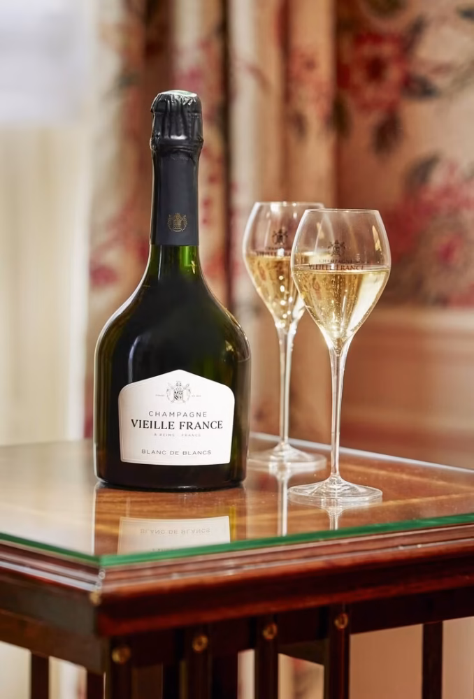 Champagne Lusso Blog