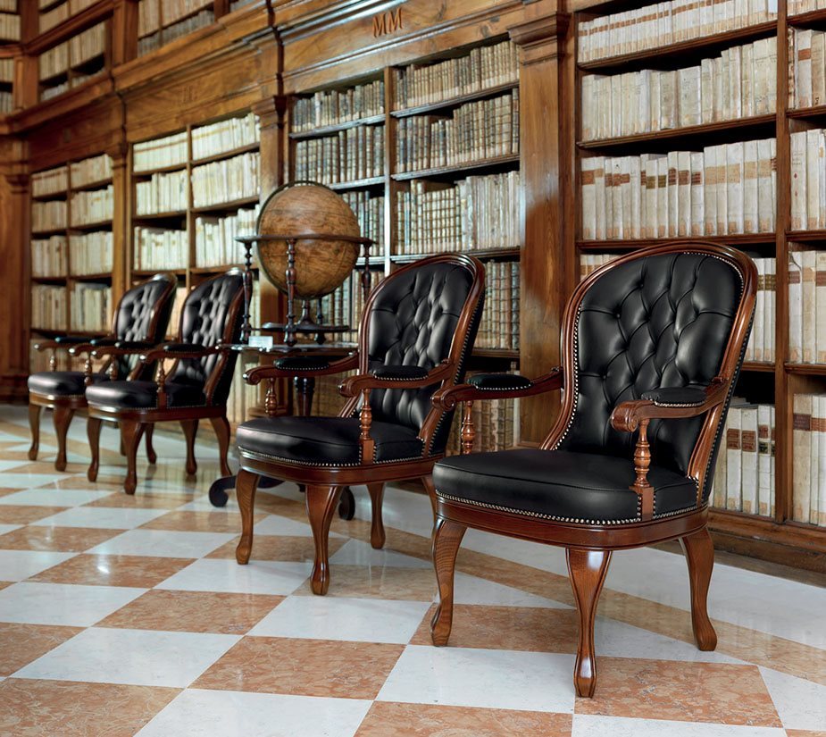 Quale Poltrona Per L'Ufficio Embassy Base
